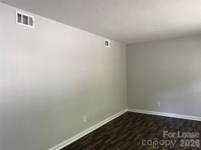 430 Westham Ridge Road, Charlotte, NC 28217