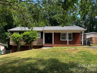 430 Westham Ridge Road, Charlotte, NC 28217