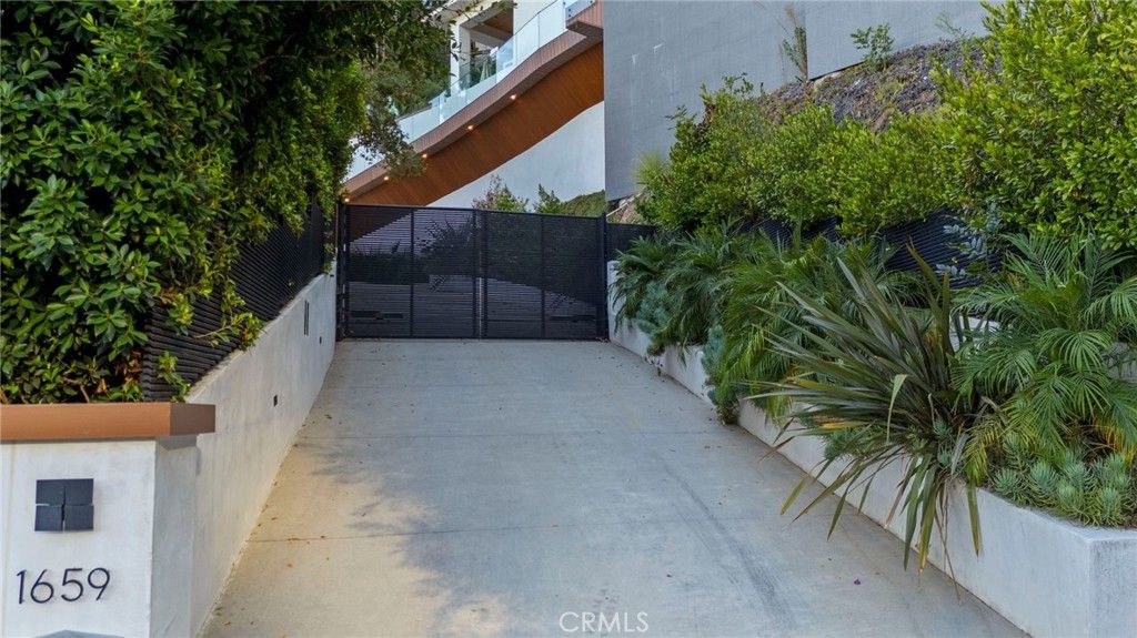 1651 Marlay, West Hollywood, CA 90069 — photo 3