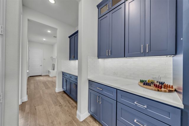 1802 Southpointe Xing, Mansfield, TX 76063