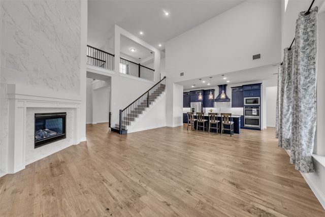 1802 Southpointe Xing, Mansfield, TX 76063