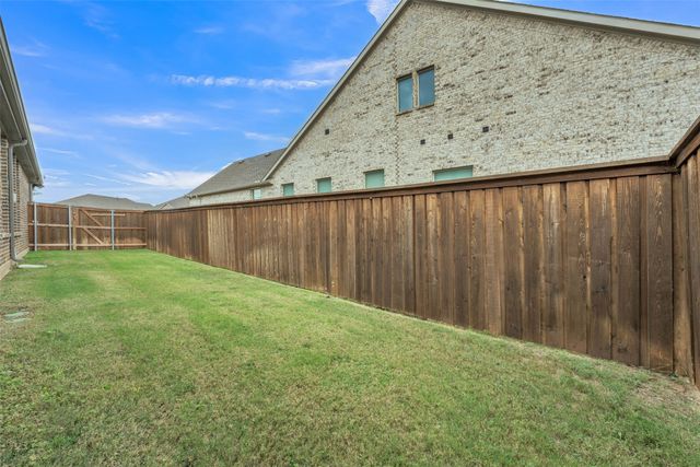 1802 Southpointe Xing, Mansfield, TX 76063