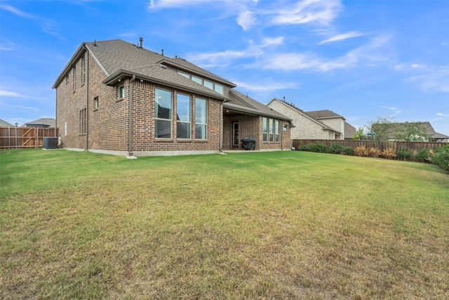 1802 Southpointe Xing, Mansfield, TX 76063