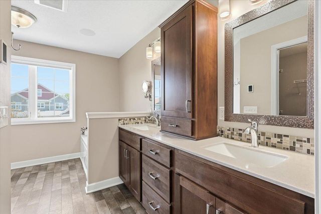 95 Lockwood Court, Hudson, WI 54016
