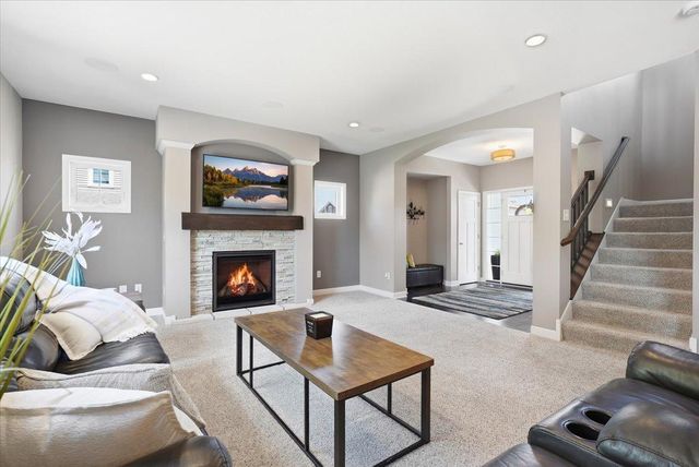 95 Lockwood Court, Hudson, WI 54016