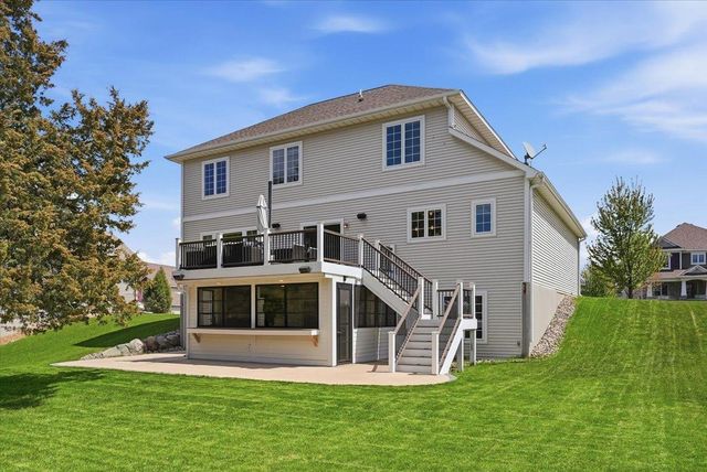 95 Lockwood Court, Hudson, WI 54016