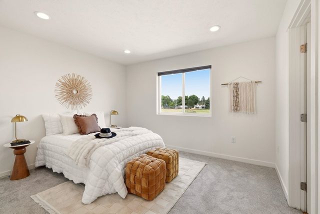 502 S LEFEVRE St, Medical Lake, WA 99022