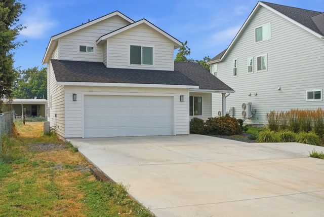 502 S LEFEVRE St, Medical Lake, WA 99022