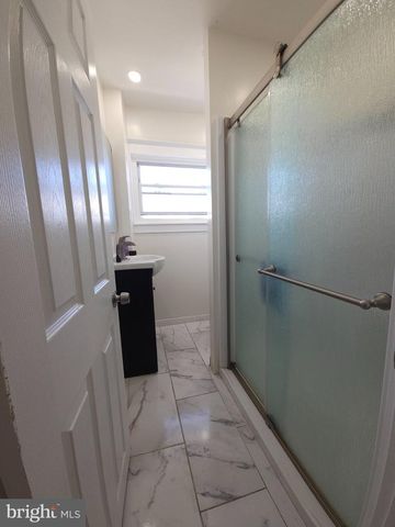 411 S MAPLE AVE, Lansdowne, PA 19050