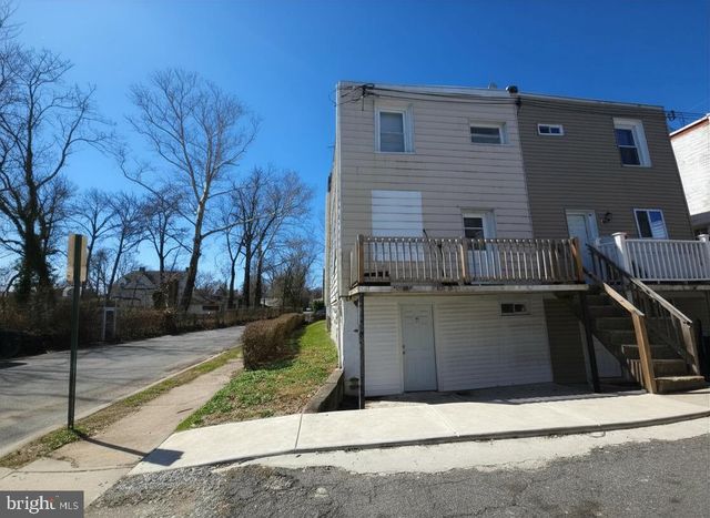 411 S MAPLE AVE, Lansdowne, PA 19050