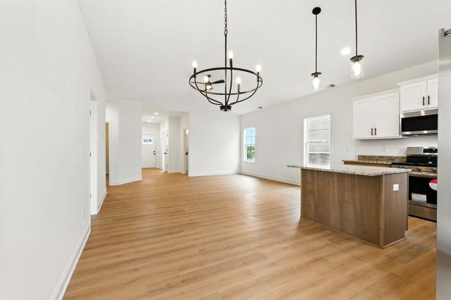 4133 Meadowlark Road, Lexington, KY 40509