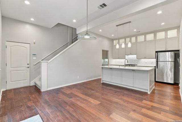 135 ROUTT ST, San Antonio, TX 78209