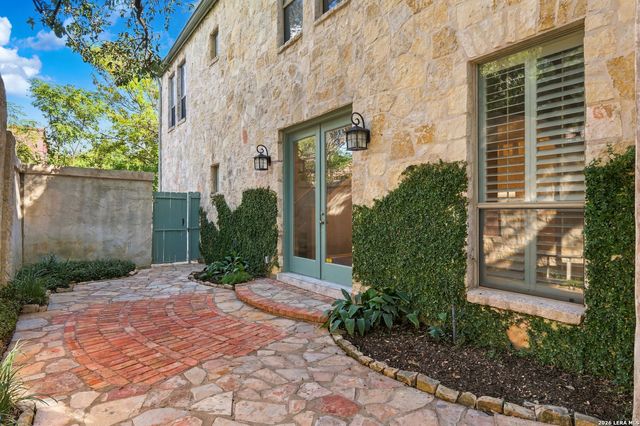 135 ROUTT ST, San Antonio, TX 78209