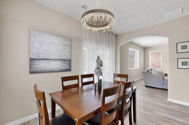 10620 Antler Tool Road SW, Albuquerque, NM 87121