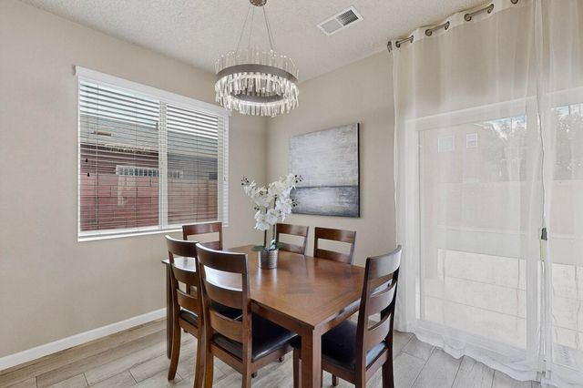 10620 Antler Tool Road SW, Albuquerque, NM 87121