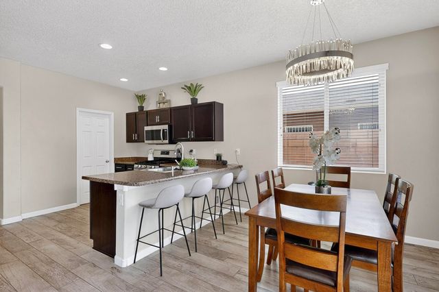 10620 Antler Tool Road SW, Albuquerque, NM 87121