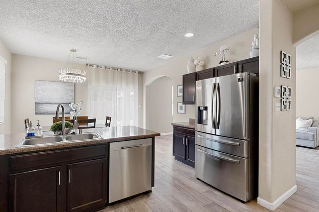 10620 Antler Tool Road SW, Albuquerque, NM 87121