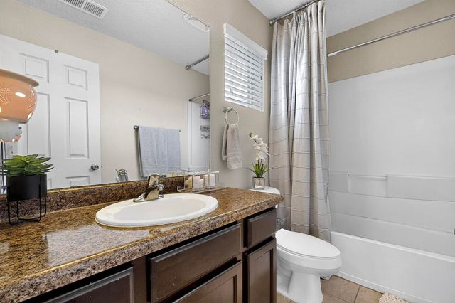 10620 Antler Tool Road SW, Albuquerque, NM 87121