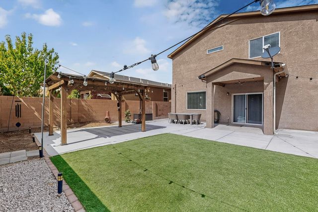 10620 Antler Tool Road SW, Albuquerque, NM 87121