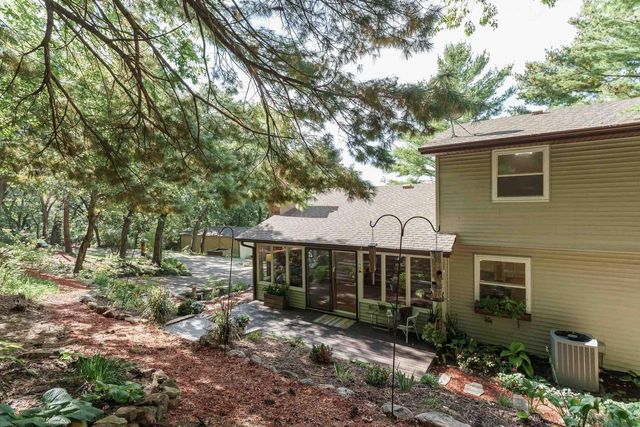 3767 Birch Trail, Cross Plains, WI 53528
