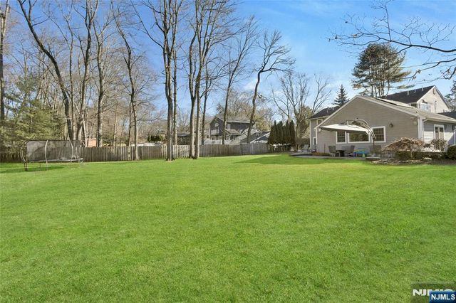 528 Baylor Avenue, River Vale, NJ 07675