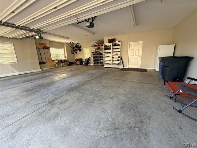 6361 Tulipwood Lane, Dewitt, NY 13078