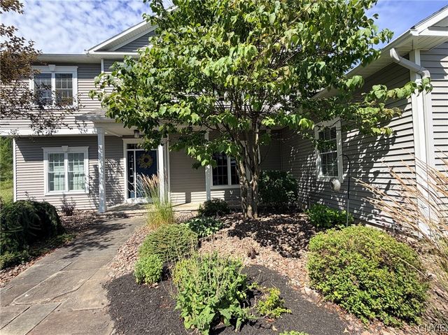 6361 Tulipwood Lane, Dewitt, NY 13078