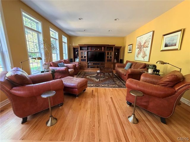 6361 Tulipwood Lane, Dewitt, NY 13078