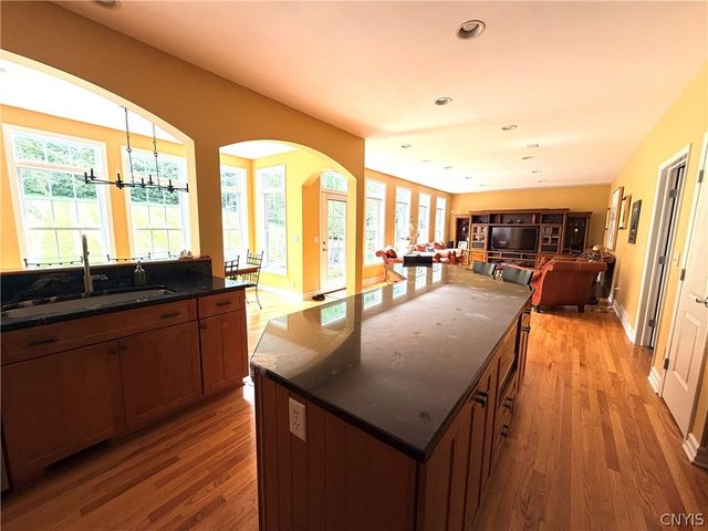 6361 Tulipwood Lane, Dewitt, NY 13078