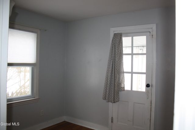 35 Pine Street, Glenville, NY 12302