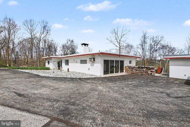 180 BARLOW RD, Gettysburg, PA 17325