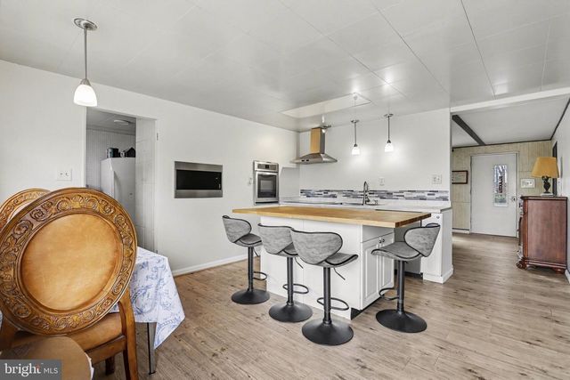 180 BARLOW RD, Gettysburg, PA 17325
