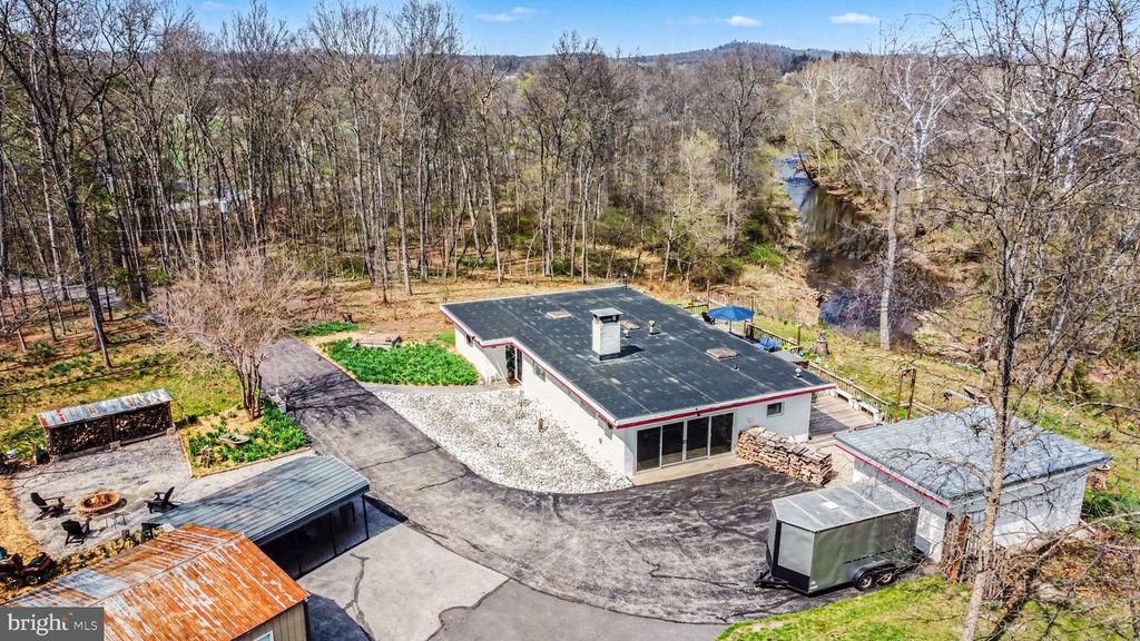 180 BARLOW RD, Gettysburg, PA 17325