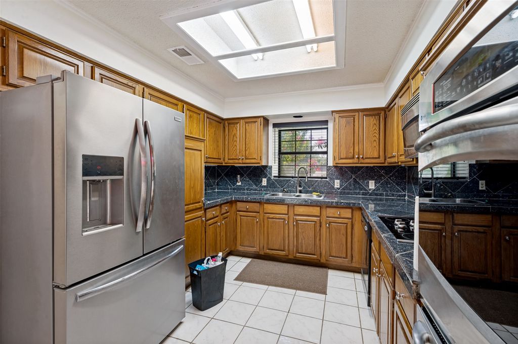 902 Kings Court, Duncanville, TX 75137 — photo 5