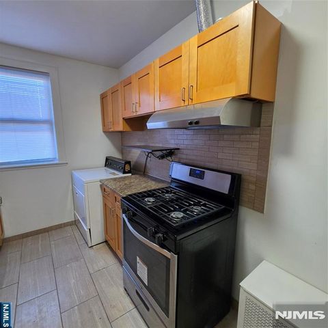78 Main Street, Hackensack, NJ 07601