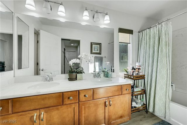 10167 Bishops Peak Court, Las Vegas, NV 89141