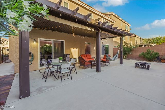 10167 Bishops Peak Court, Las Vegas, NV 89141