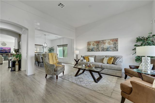 10167 Bishops Peak Court, Las Vegas, NV 89141