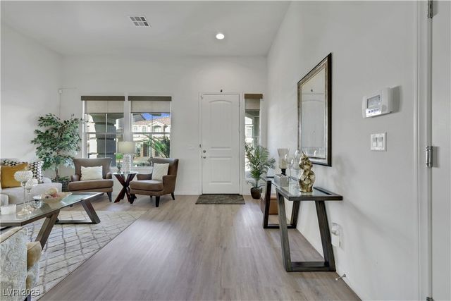 10167 Bishops Peak Court, Las Vegas, NV 89141