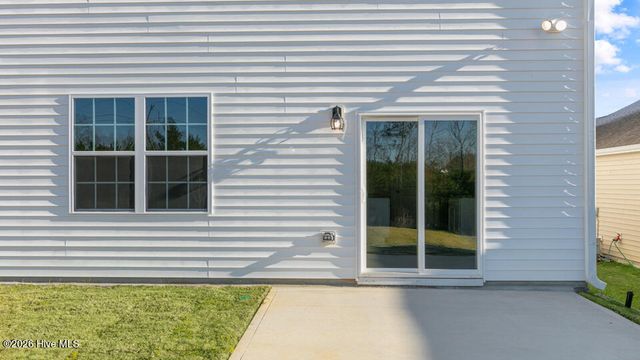 1158 Aviator Lane, Ayden, NC 28513