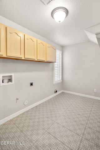 852 Via Descanso Drive, El Paso, TX 79912