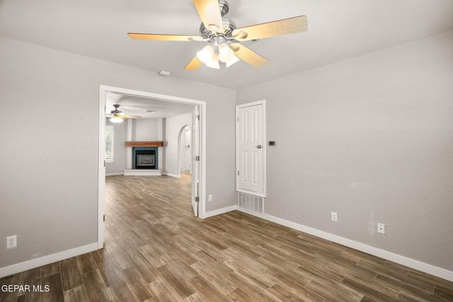 852 Via Descanso Drive, El Paso, TX 79912