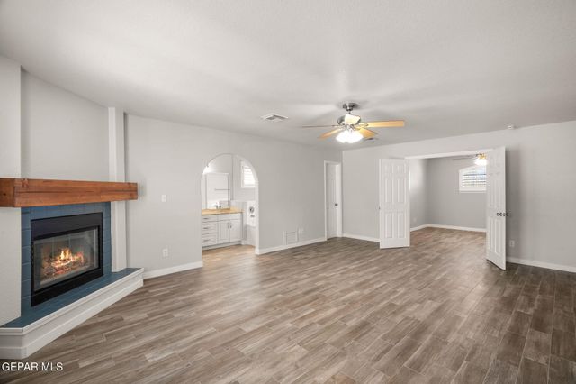 852 Via Descanso Drive, El Paso, TX 79912