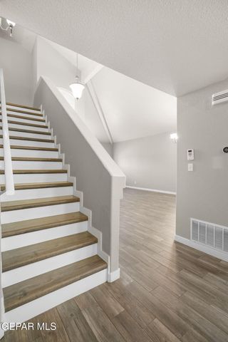 852 Via Descanso Drive, El Paso, TX 79912