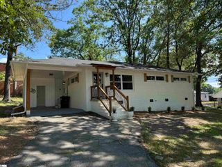 117 Johnson Street, Pickens, SC 29671