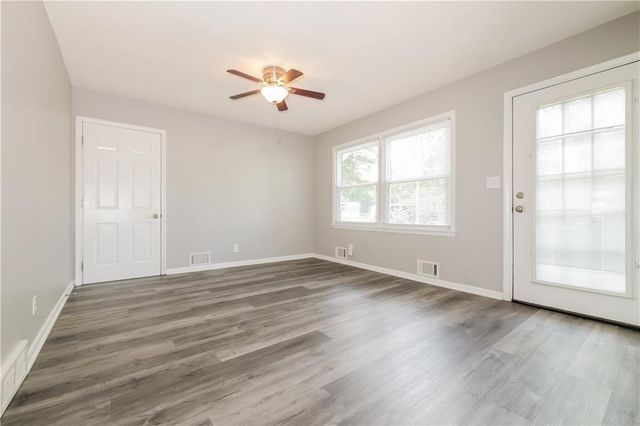 6303 N Bellefontaine Avenue, Gladstone, MO 64119