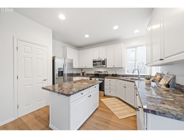 19809 Se 7TH Way, Camas, WA 98607