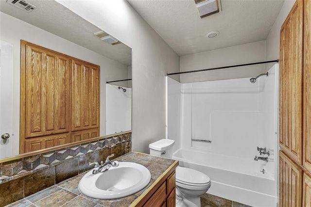 6853 Calder Street, Lake Charles, LA 70605