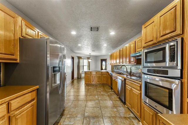 6853 Calder Street, Lake Charles, LA 70605