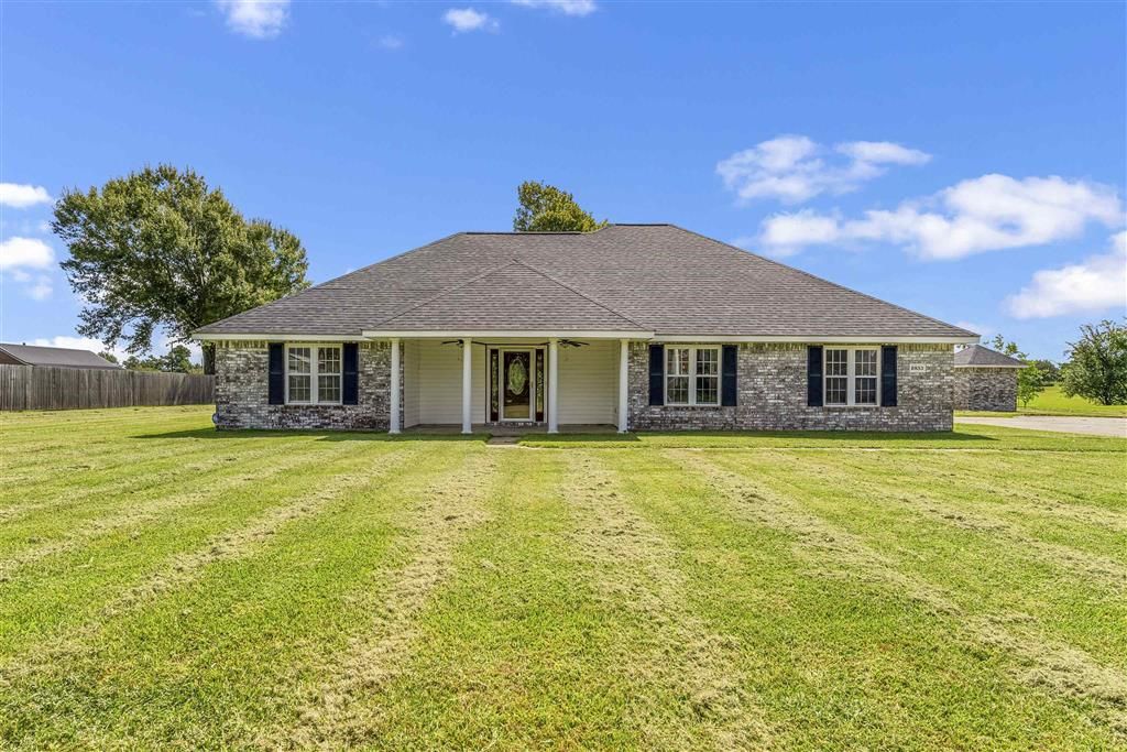 6853 Calder Street, Lake Charles, LA 70605